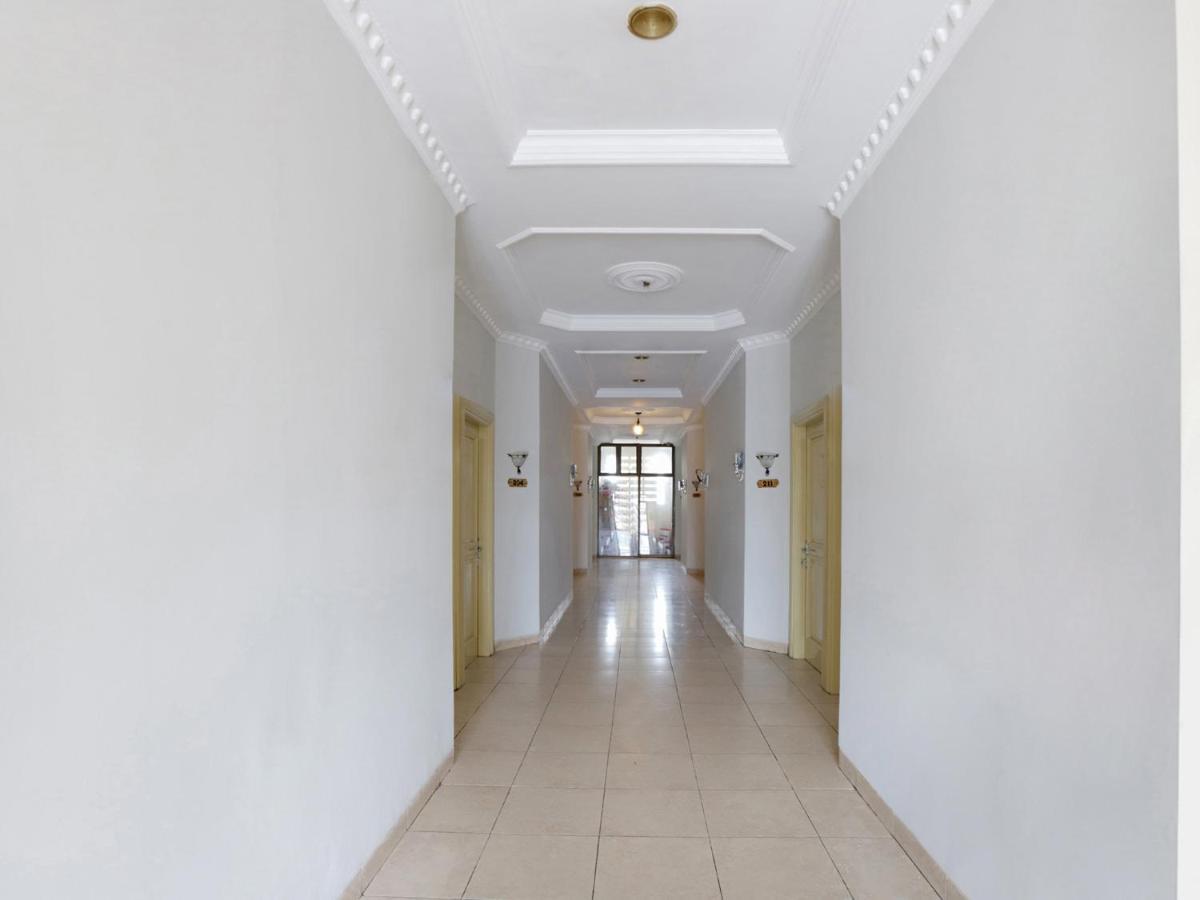 Capital O 297 45 Residence Yakarta Exterior foto